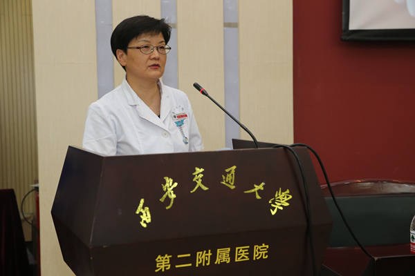张巧俊主任发言_副本.jpg