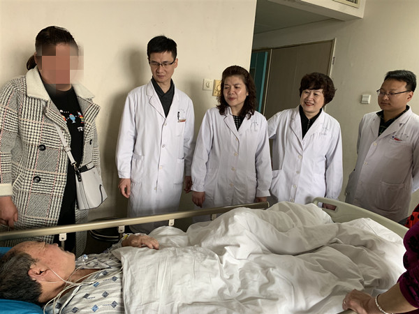 2019-03-3探望宋秀兰2_副本.jpg