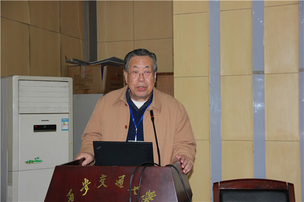 2伦理委员会主任委员杨德昌2295.jpg