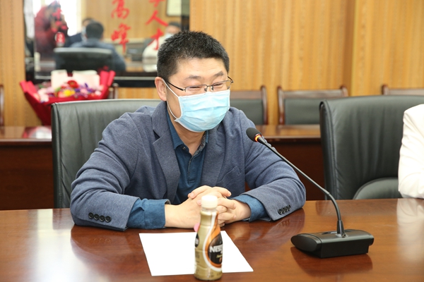 AK7R9090_副本.jpg