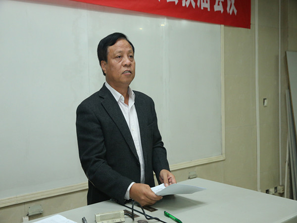 陕西省康复医学会副主委韦俊荣教授讲话_副本.jpg
