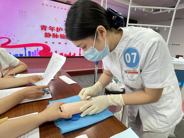 f7204cd99819fc9161e8a4f61287657_副本.jpg