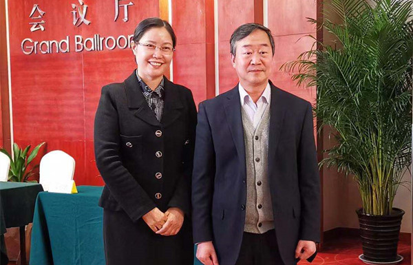 肖老师（上一任主委）和曾老师（新当选主委）_副本.jpg