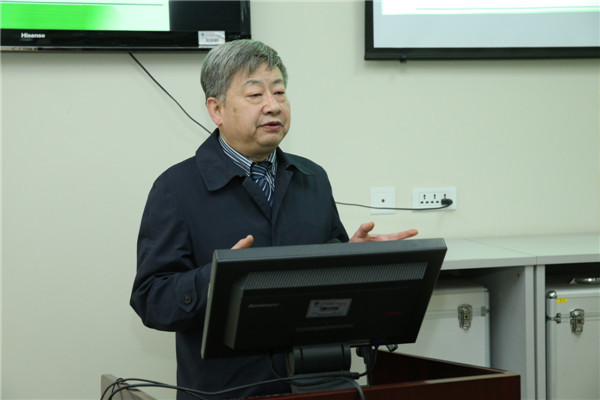 王子明教授讲授《BPH微创治疗技术评价》.JPG