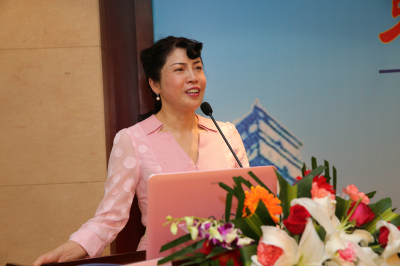 5.陕西省肾病学会主委尹爱萍致辞.jpg