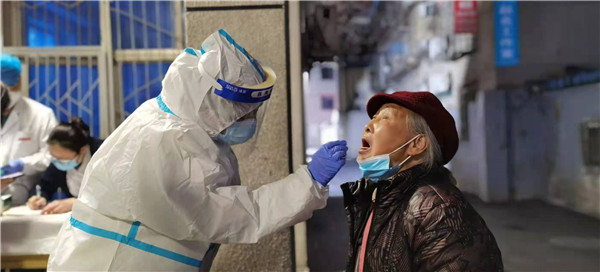 为透析患者做核酸检测.jpg
