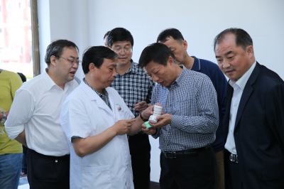 省教育工会及校领导现场了解指导.jpg