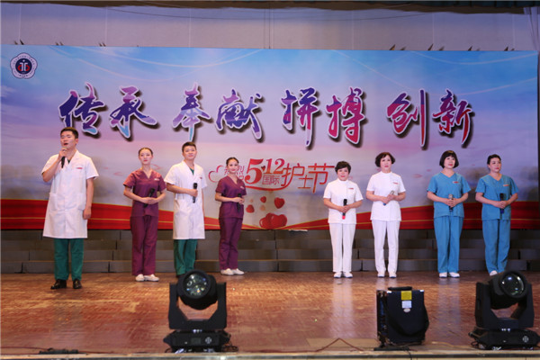 节目1-朗诵青春无悔 韶华依旧.jpg