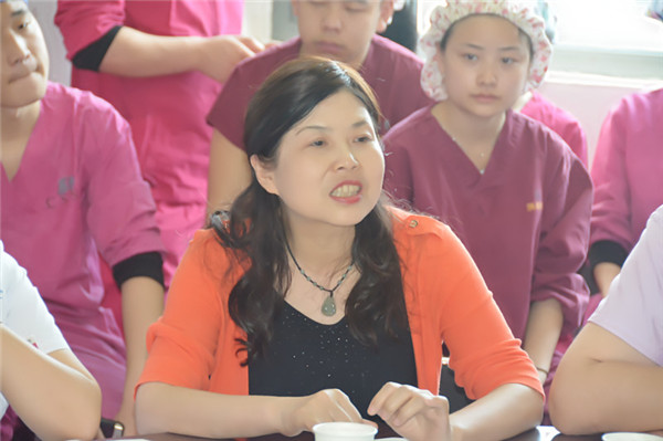 嘉宾：杨惠云主任.jpg