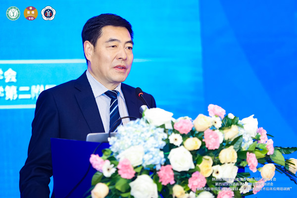 杨全新教授_副本.jpg