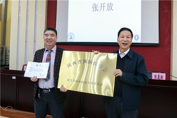 B01R8180.jpg