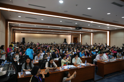 14.学术报告会分会场之一.jpg