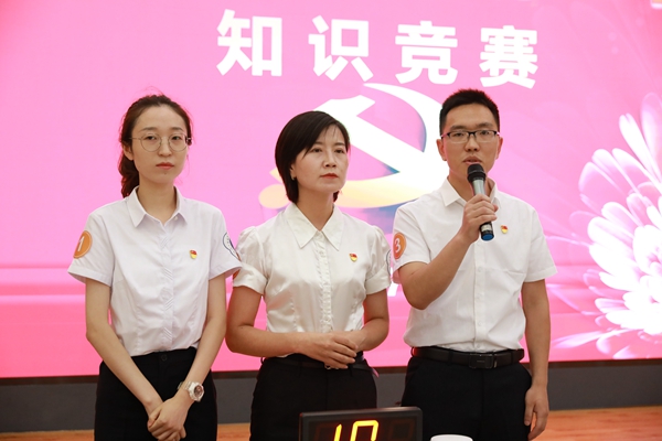 dc186f10de1b516e3b2476917244747_副本.jpg