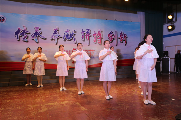 节目9-手语感恩的心.jpg