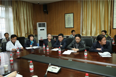 B01R2745.JPG