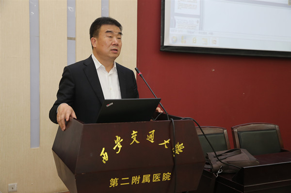 李院长_副本.jpg