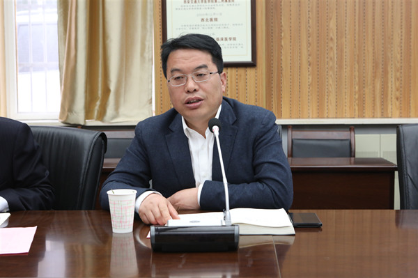 巩书记_副本.jpg