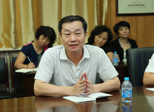 副院长高亚致欢送辞.jpg