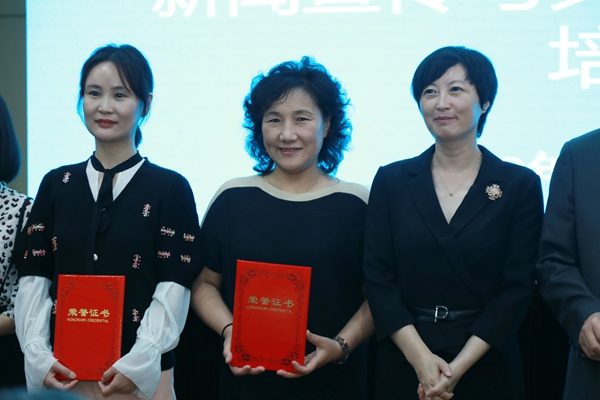 微信图片_20190927110302_副本.jpg